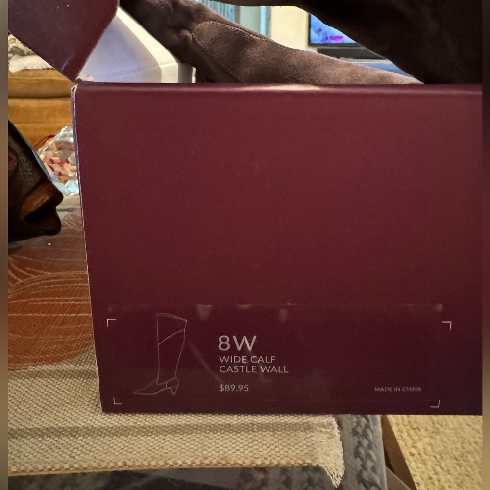 Lane Bryant suede kitten heels - Picture 4 of 4